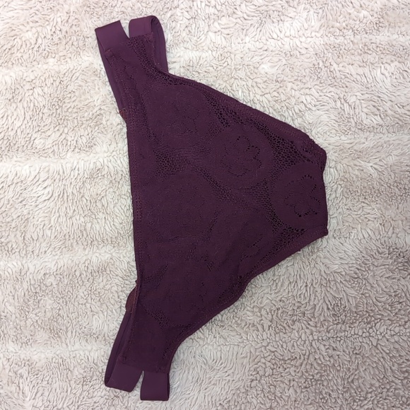 Black and Burgundy Bikini Bottom Set - Picture 6 of 6